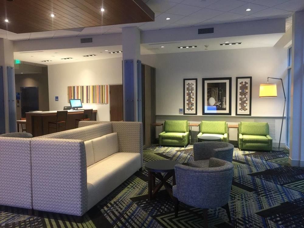 Holiday Inn Express & Suites Charleston Ne Mt Pleasant Us17 By Ihg Mount Pleasant Exterior foto
